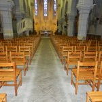 église